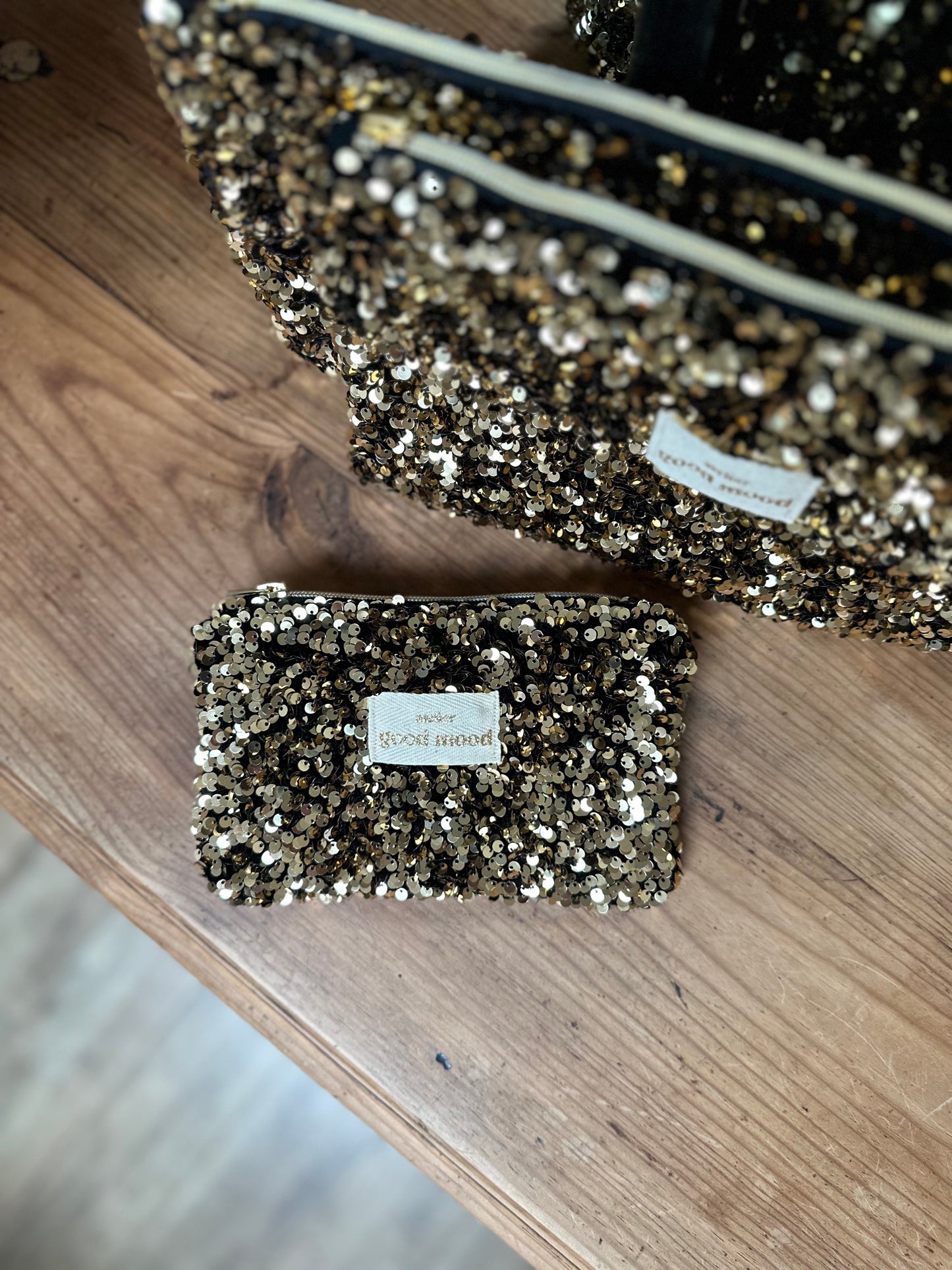 Pochette Médium- Glow Therapy - dorée