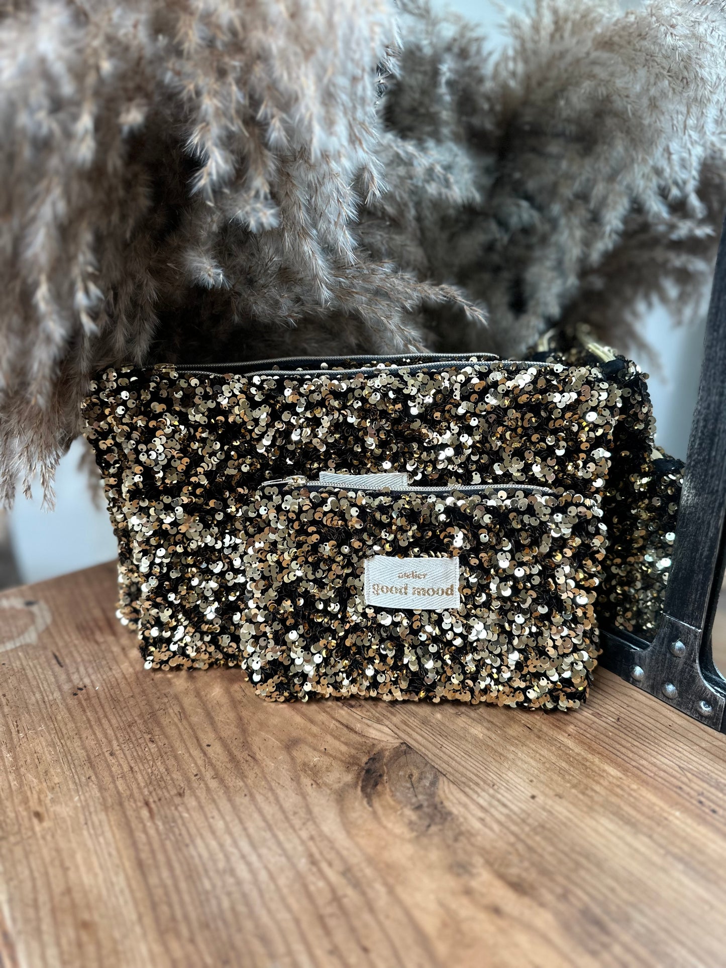 Pochette Médium- Glow Therapy - dorée