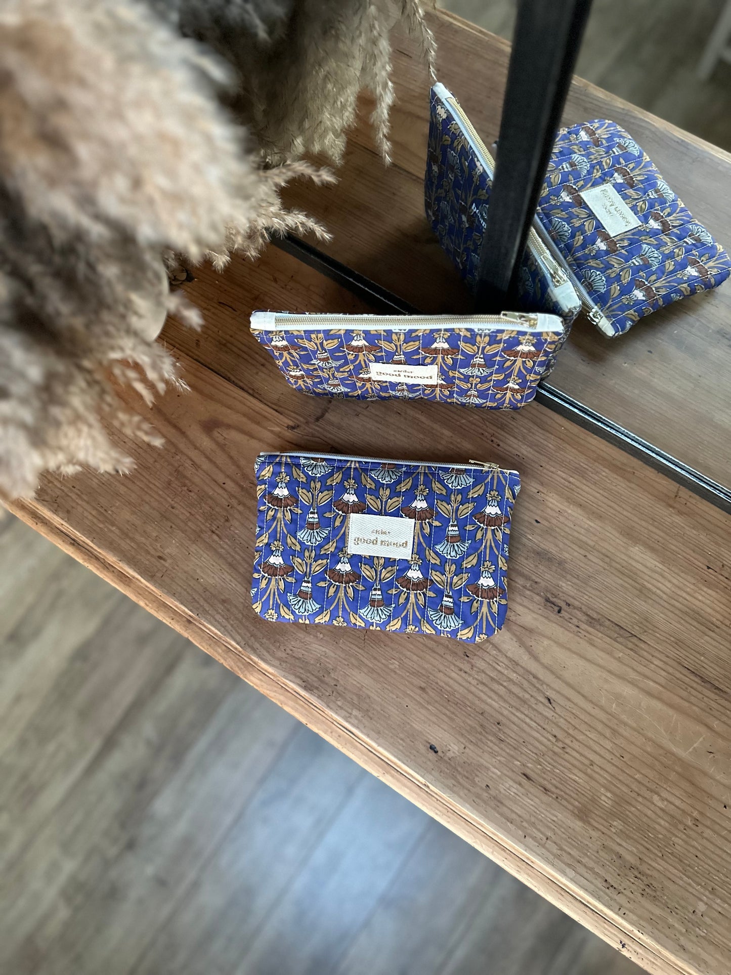 Pochette Large – Indie blue