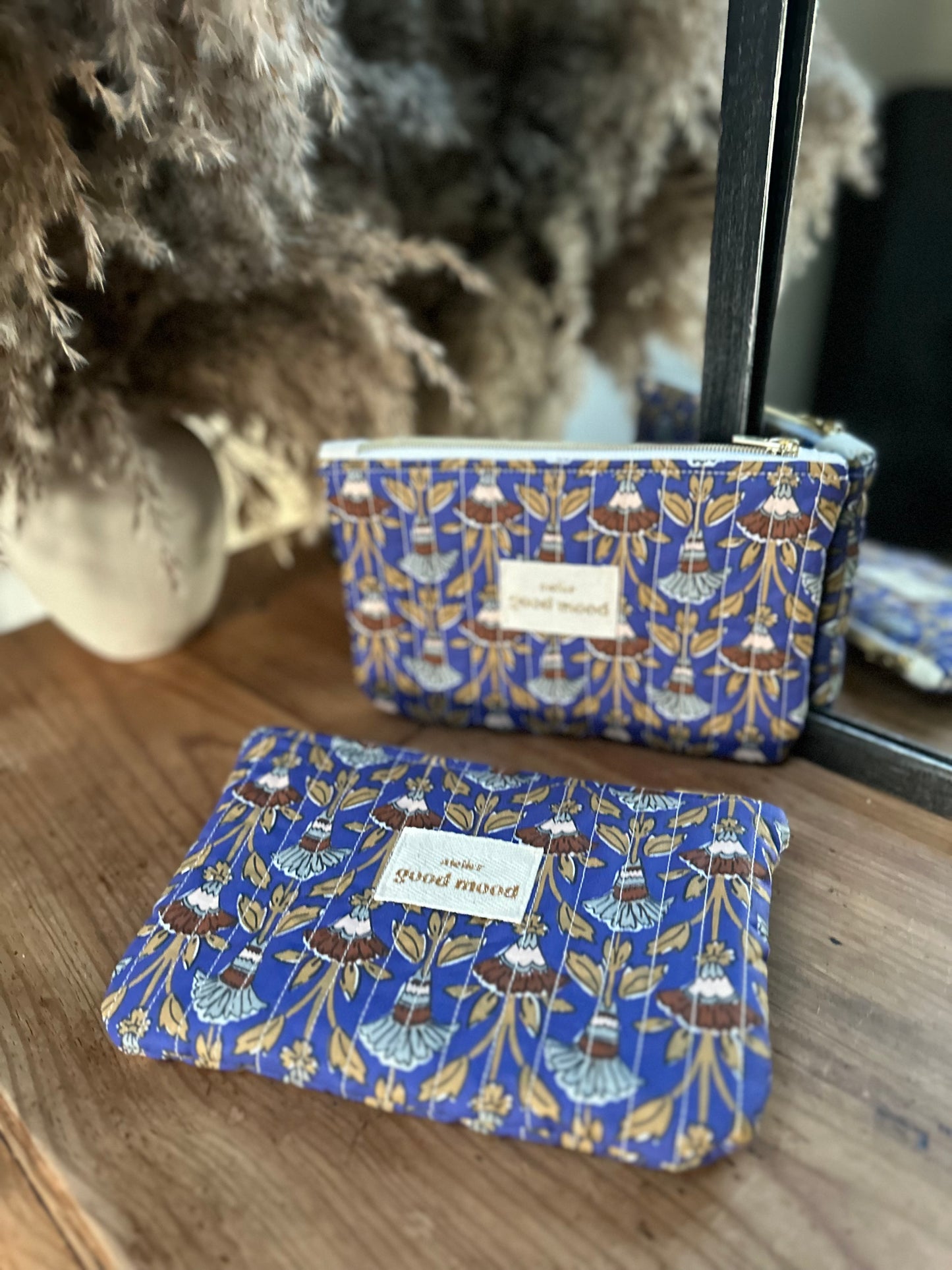 Pochette Large – Indie blue